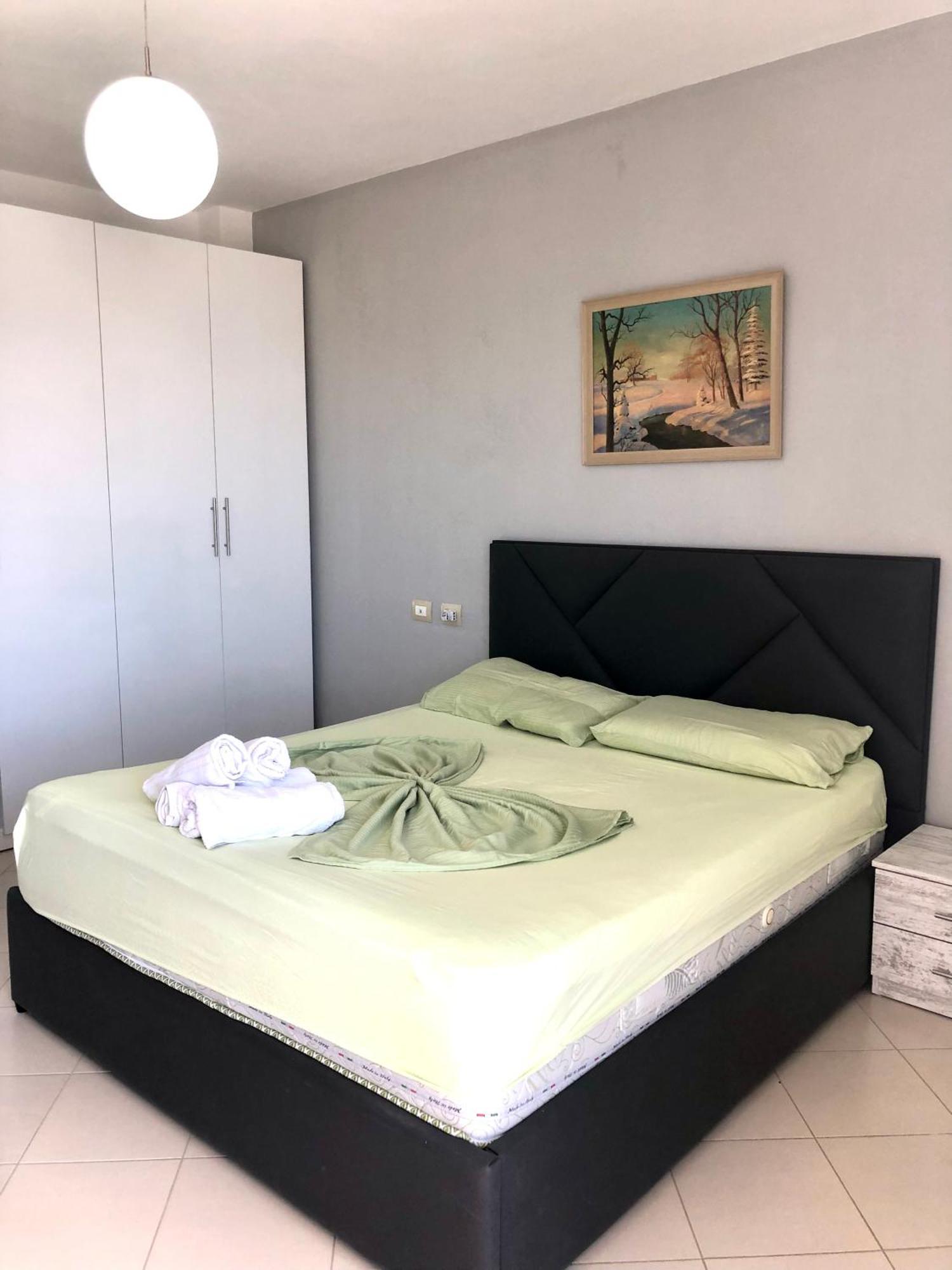 Beach Apartments Durrës Esterno foto