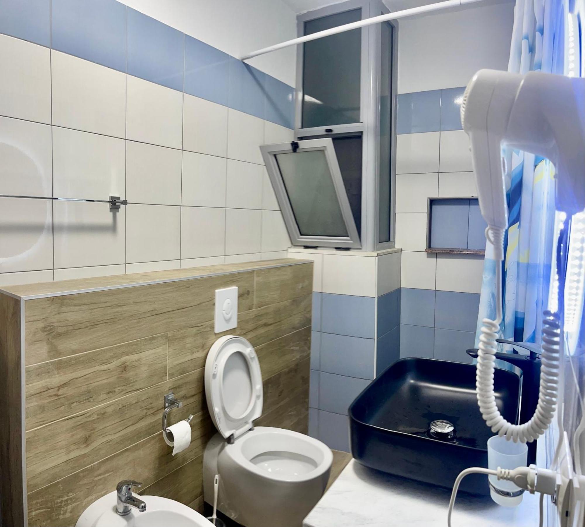 Beach Apartments Durrës Esterno foto